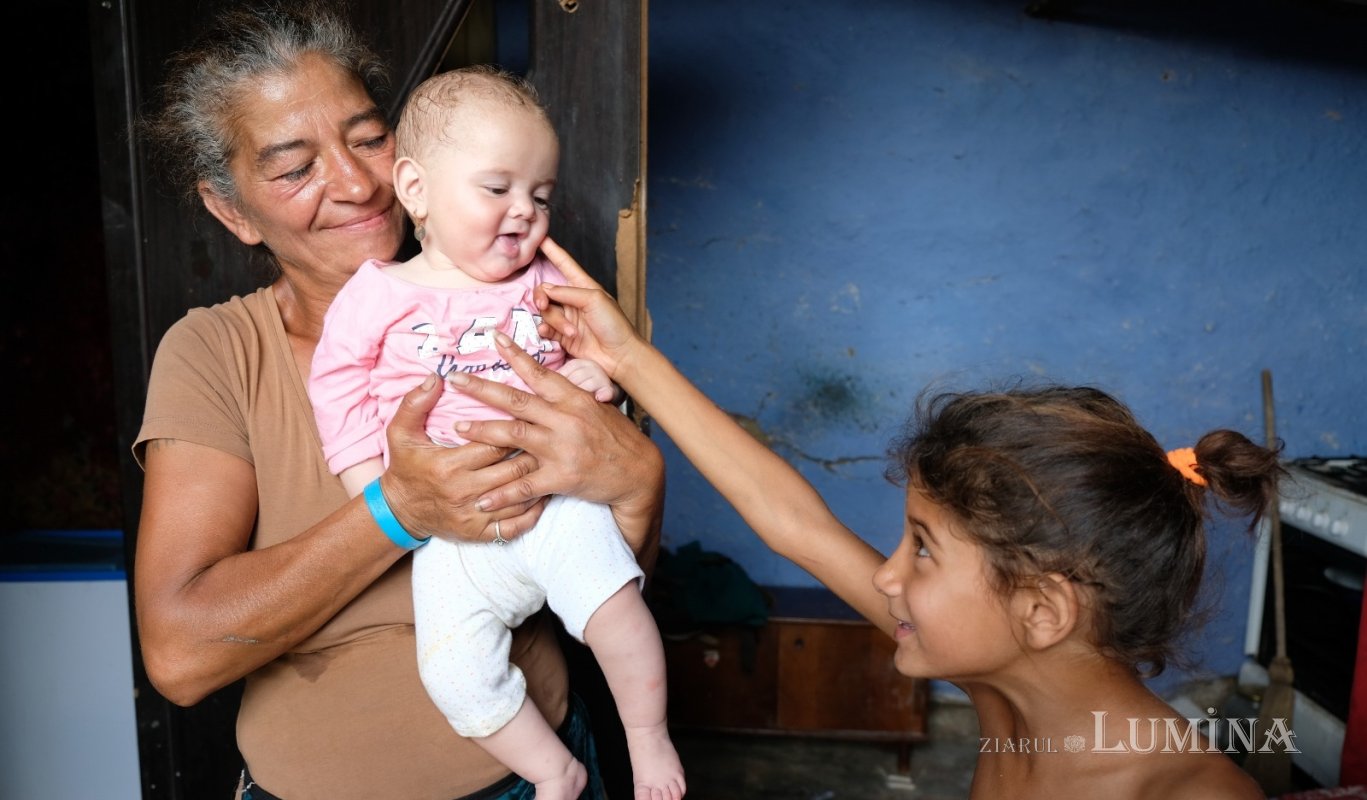 Bucuriile și nevoile unei familii cu 11 copii 126590