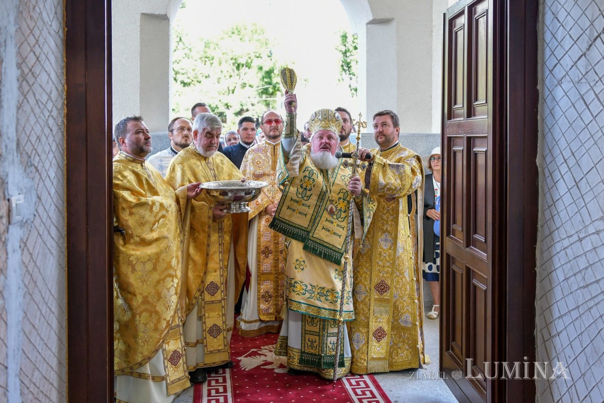 Sfinţire la Biserica „Sfântul Proroc Daniel” din Capitală 126507