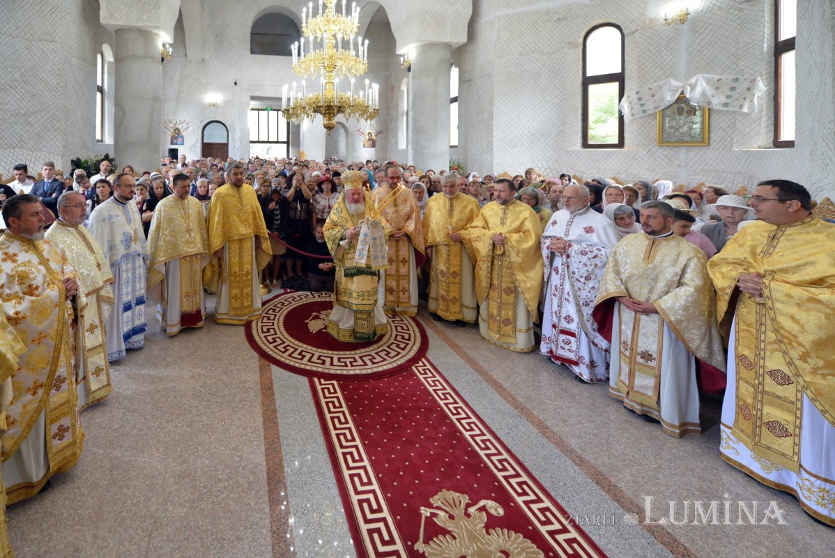 Sfinţire la Biserica „Sfântul Proroc Daniel” din Capitală 126516