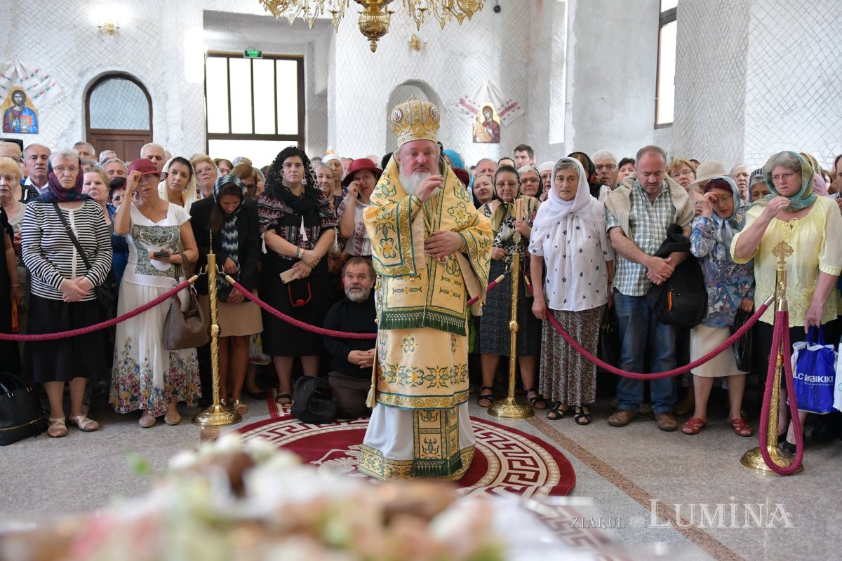 Sfinţire la Biserica „Sfântul Proroc Daniel” din Capitală 126532