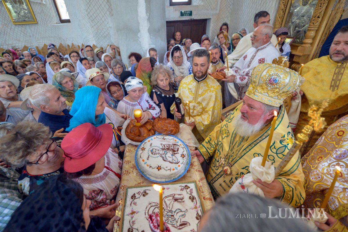 Sfinţire la Biserica „Sfântul Proroc Daniel” din Capitală 126542