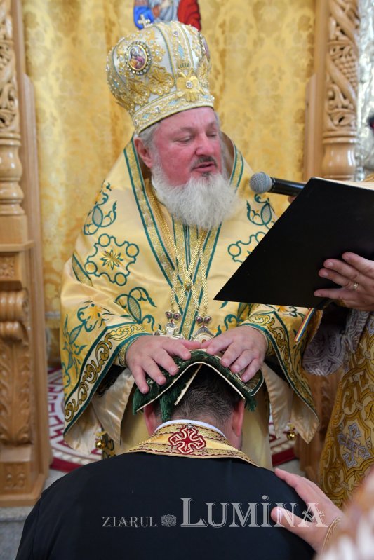 Sfinţire la Biserica „Sfântul Proroc Daniel” din Capitală 126543