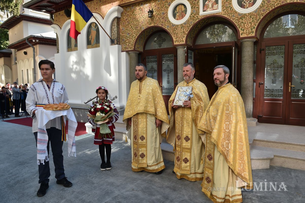 Biserica Parohiei Apărătorii Patriei 1 a fost sfinţită 126958