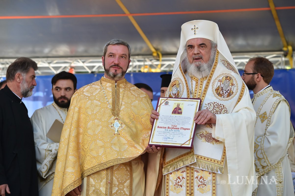 Biserica Parohiei Apărătorii Patriei 1 a fost sfinţită 126964