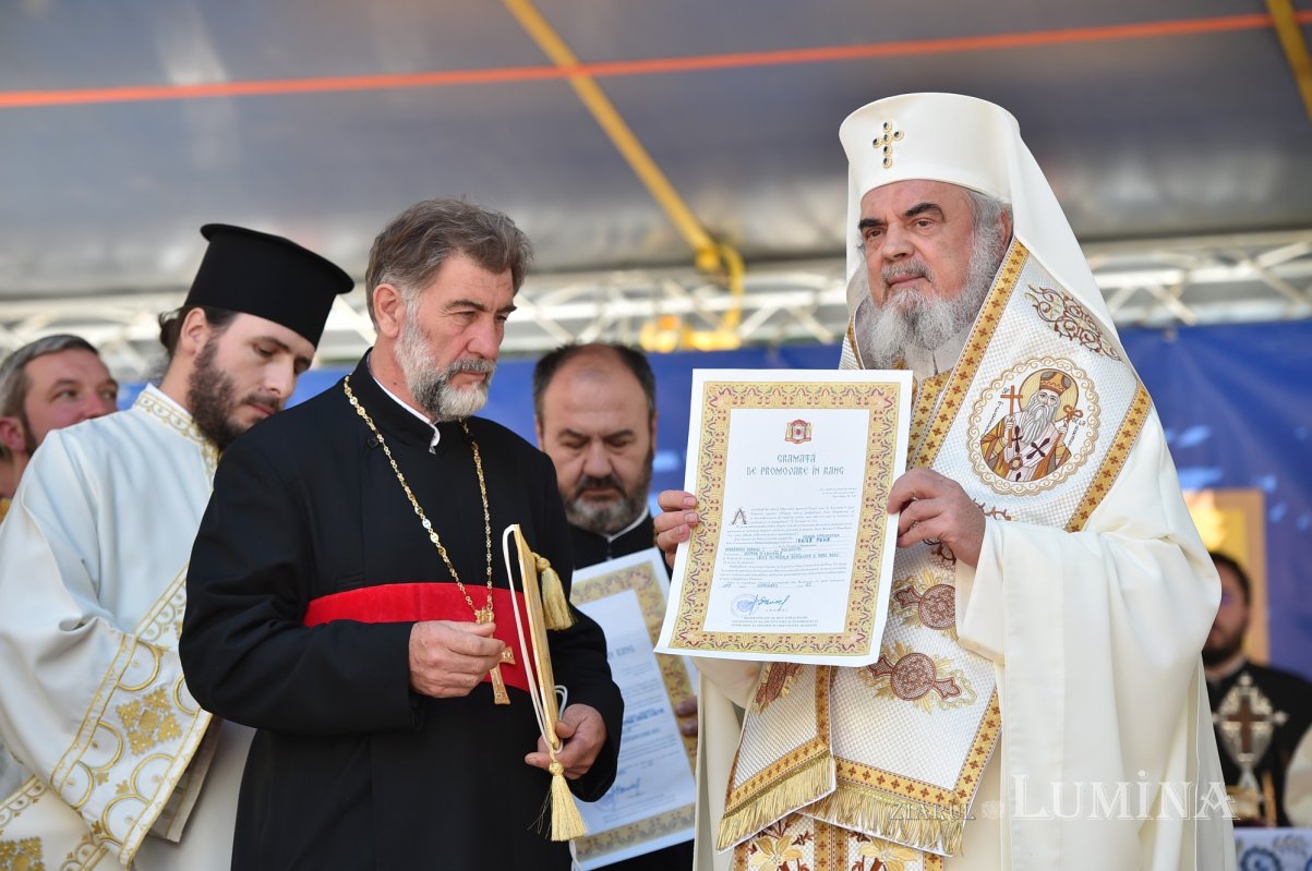 Biserica Parohiei Apărătorii Patriei 1 a fost sfinţită 126967