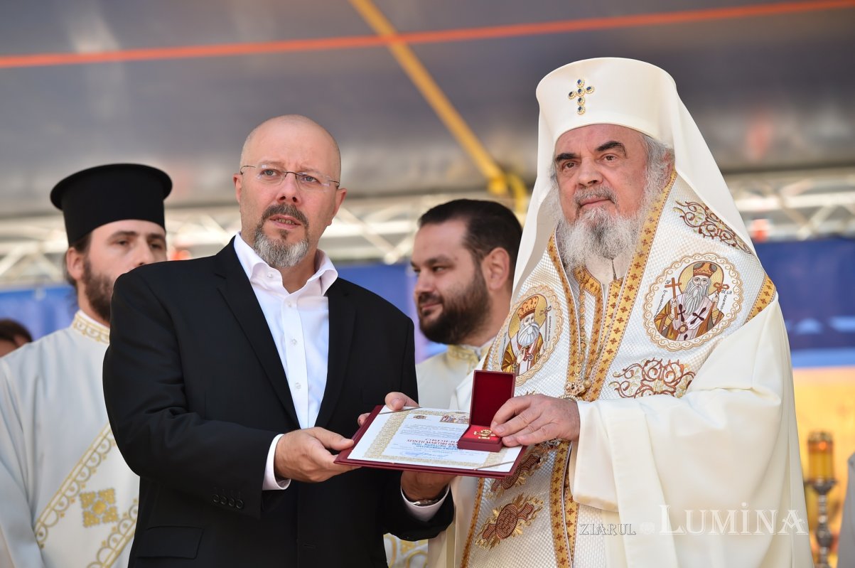 Biserica Parohiei Apărătorii Patriei 1 a fost sfinţită 126969