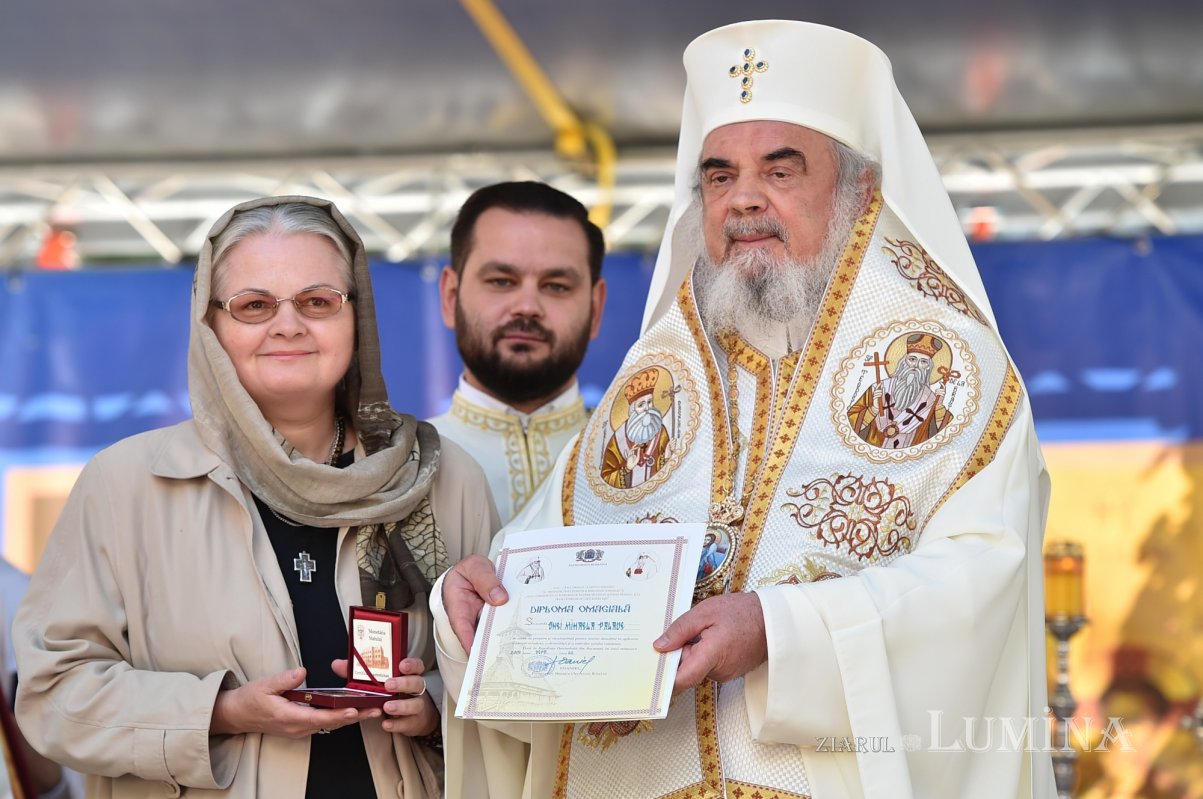 Biserica Parohiei Apărătorii Patriei 1 a fost sfinţită 126974