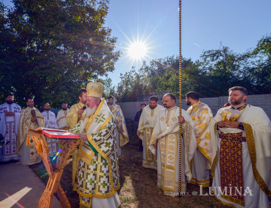 Biserica Parohiei Petrăchioaia a fost sfințită 127180