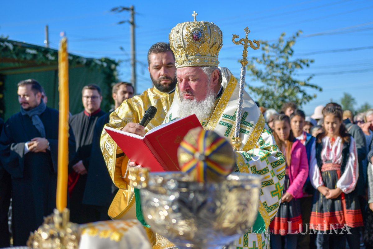 Biserica Parohiei Petrăchioaia a fost sfințită 127184