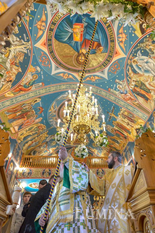 Biserica Parohiei Petrăchioaia a fost sfințită 127208