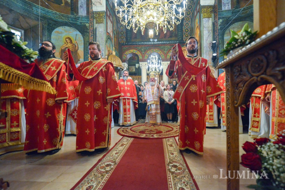 Hramul ctitoriei Sfântului Antim Ivireanul din Bucureşti 127514