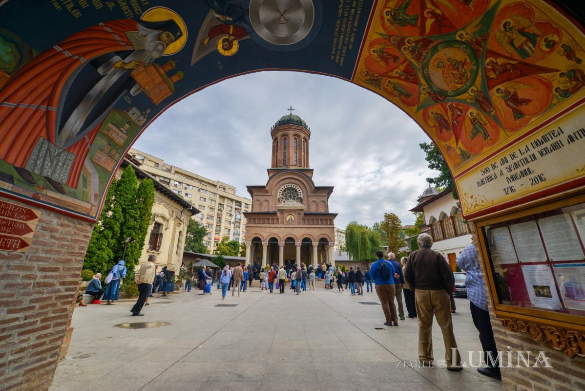 Hramul ctitoriei Sfântului Antim Ivireanul din Bucureşti 127519