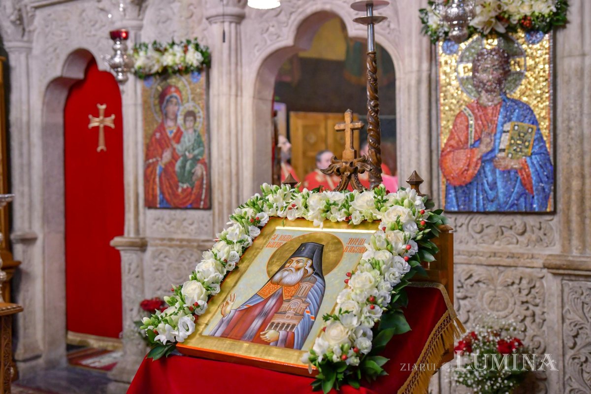 Hramul ctitoriei Sfântului Antim Ivireanul din Bucureşti 127528