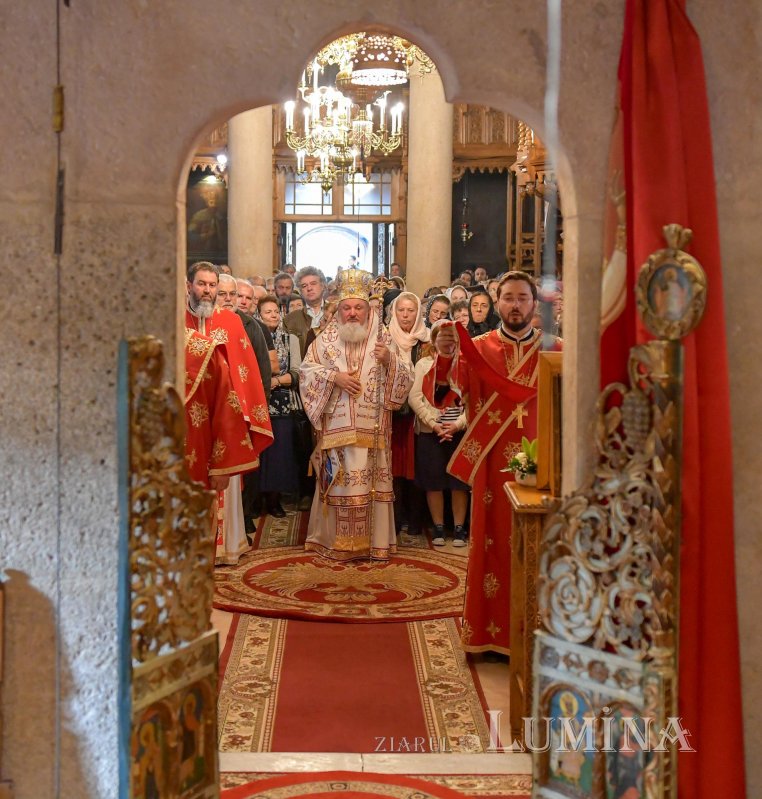 Hramul ctitoriei Sfântului Antim Ivireanul din Bucureşti 127529