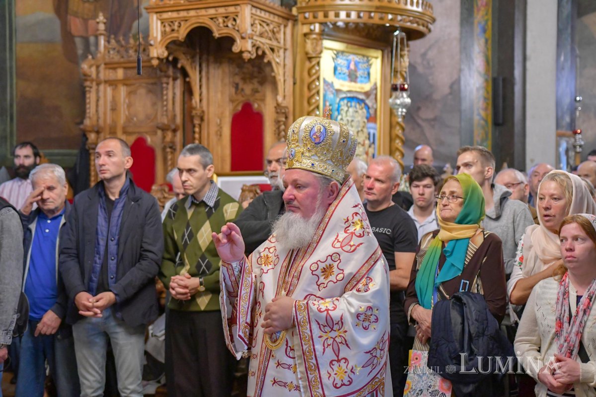 Hramul ctitoriei Sfântului Antim Ivireanul din Bucureşti 127532