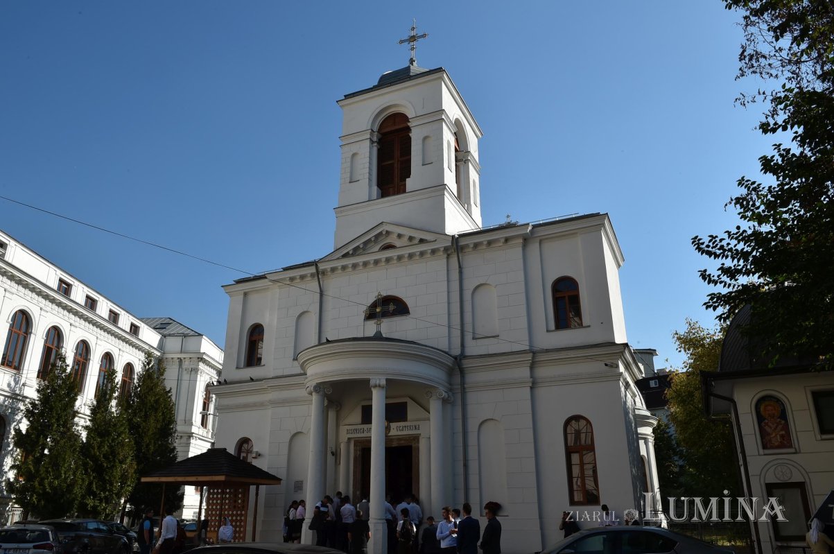 Facultatea „Justinian Patriarhul”, la început de an universitar 127894