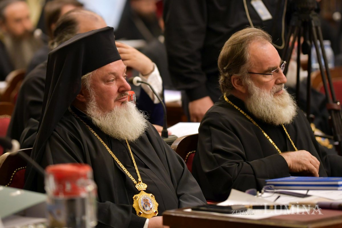 Ierarhii Bisericii Ortodoxe Române s-au reunit ­la Reședința Patriarhală 127884