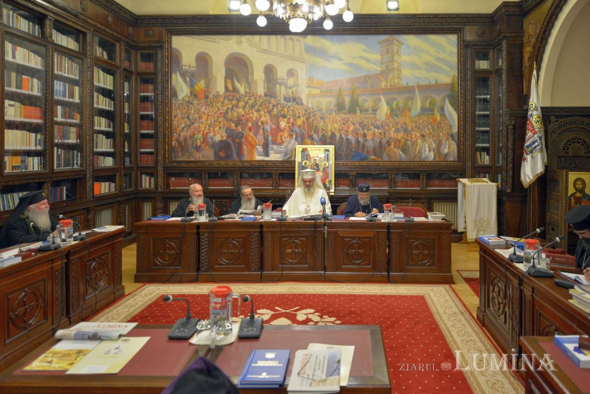 Noi hotărâri ale Sfântului Sinod al Bisericii Ortodoxe Române 127852