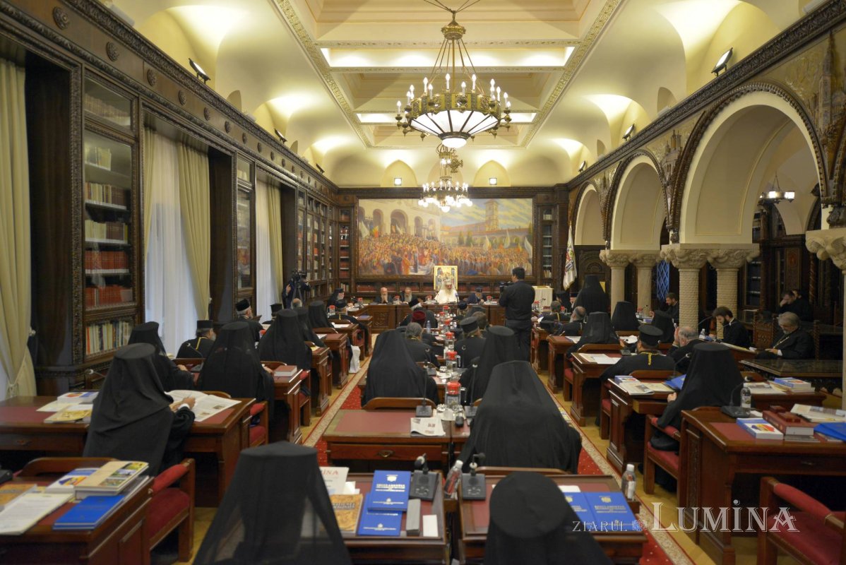 Noi hotărâri ale Sfântului Sinod al Bisericii Ortodoxe Române 127853