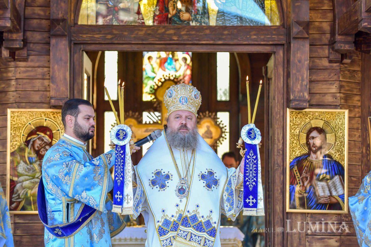 Hramul Altarului de vară al Mănăstirii Plumbuita 128072