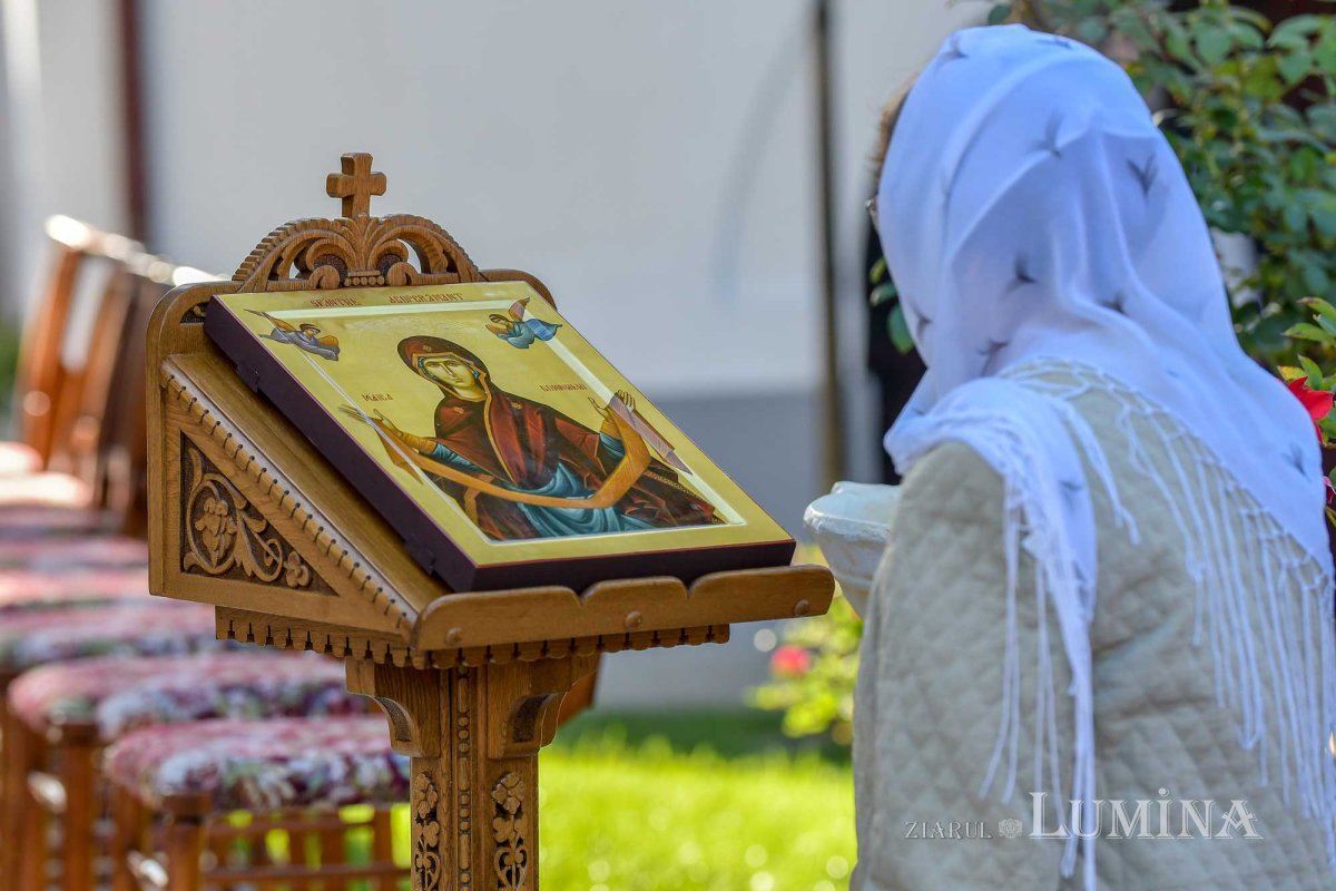 Hramul Altarului de vară al Mănăstirii Plumbuita 128076