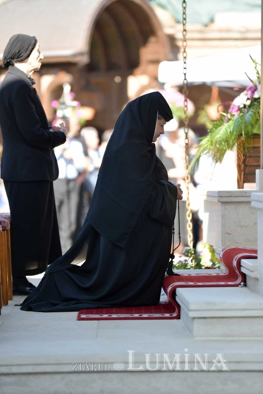 Hramul Altarului de vară al Mănăstirii Plumbuita 128100