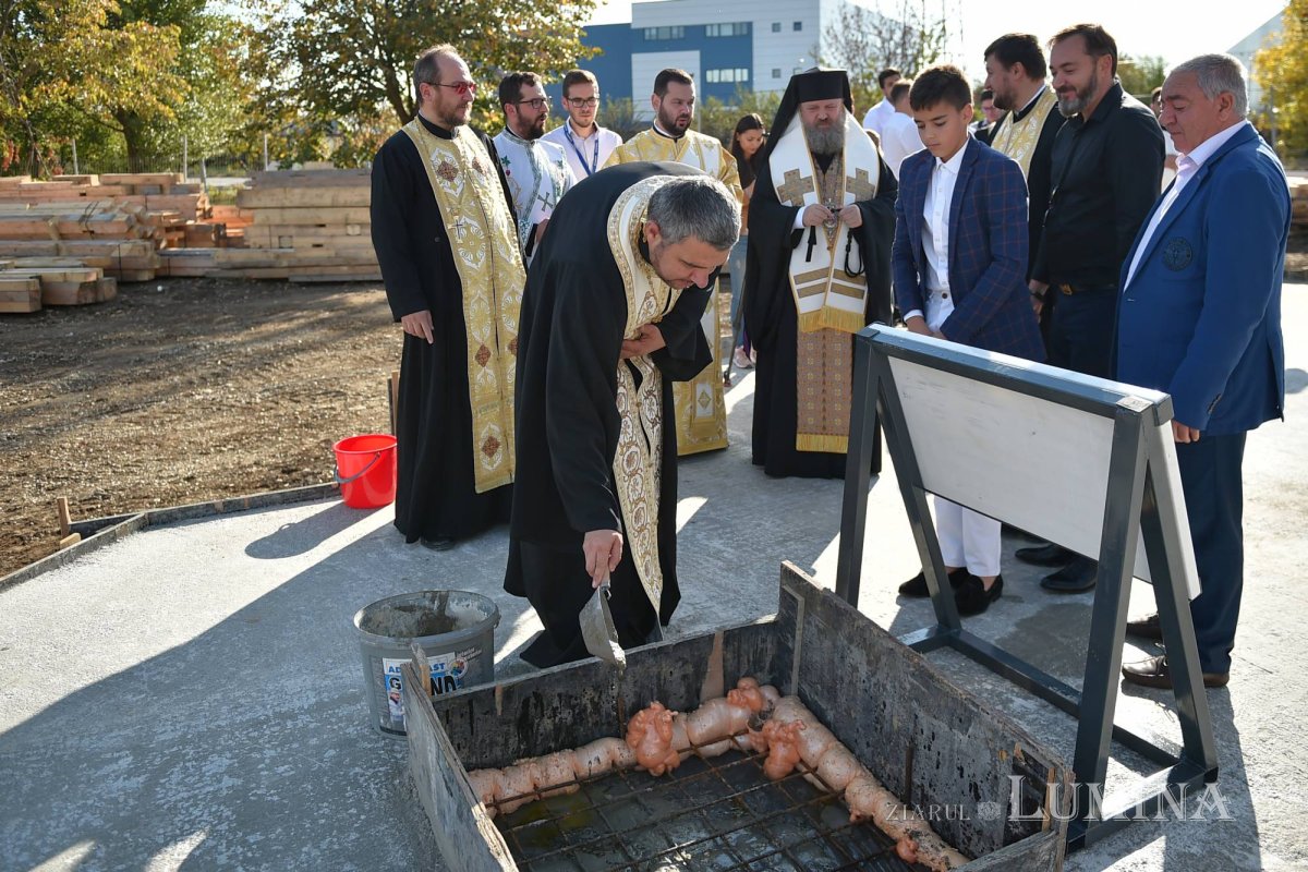 Piatră de temelie pentru o nouă biserică în Capitală 128920