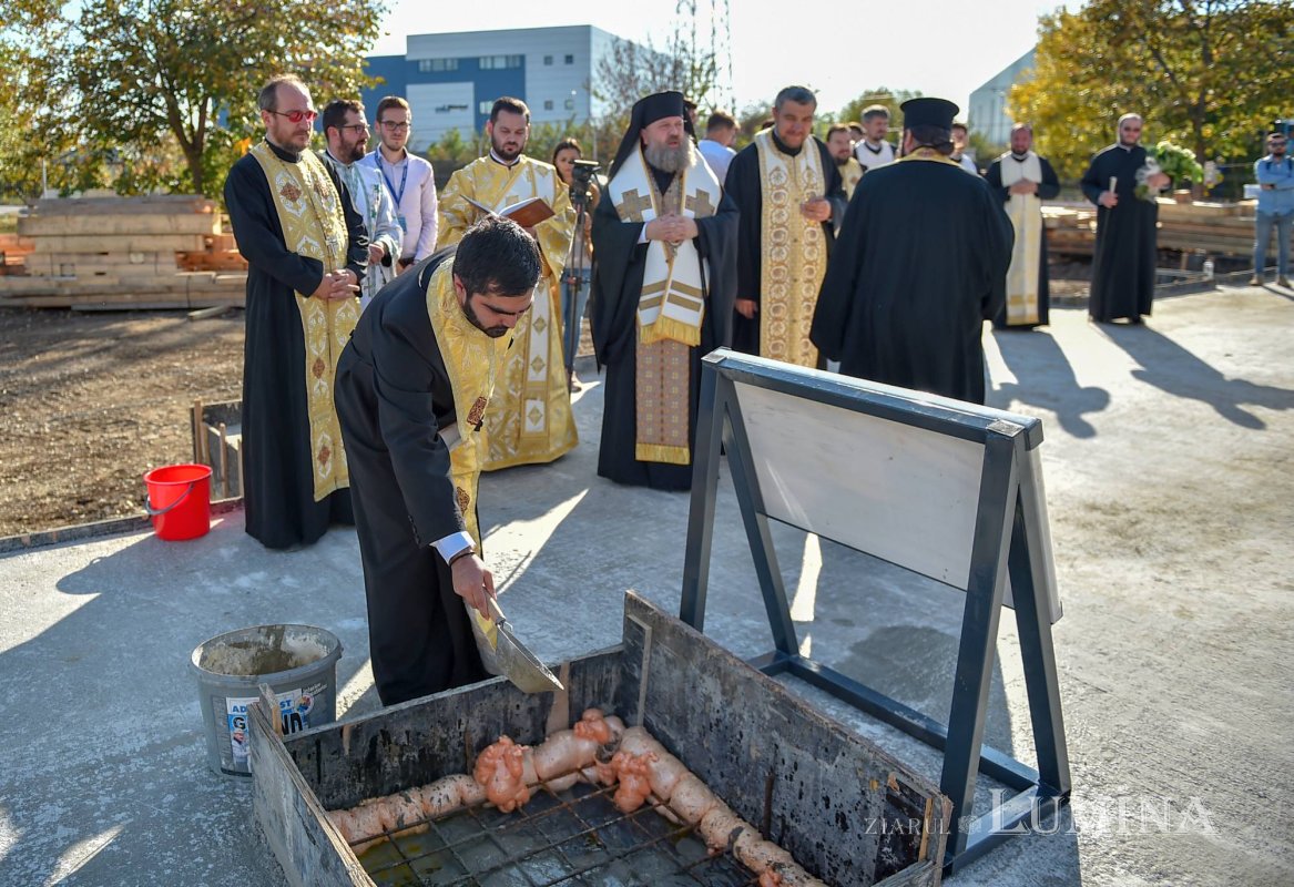 Piatră de temelie pentru o nouă biserică în Capitală 128926