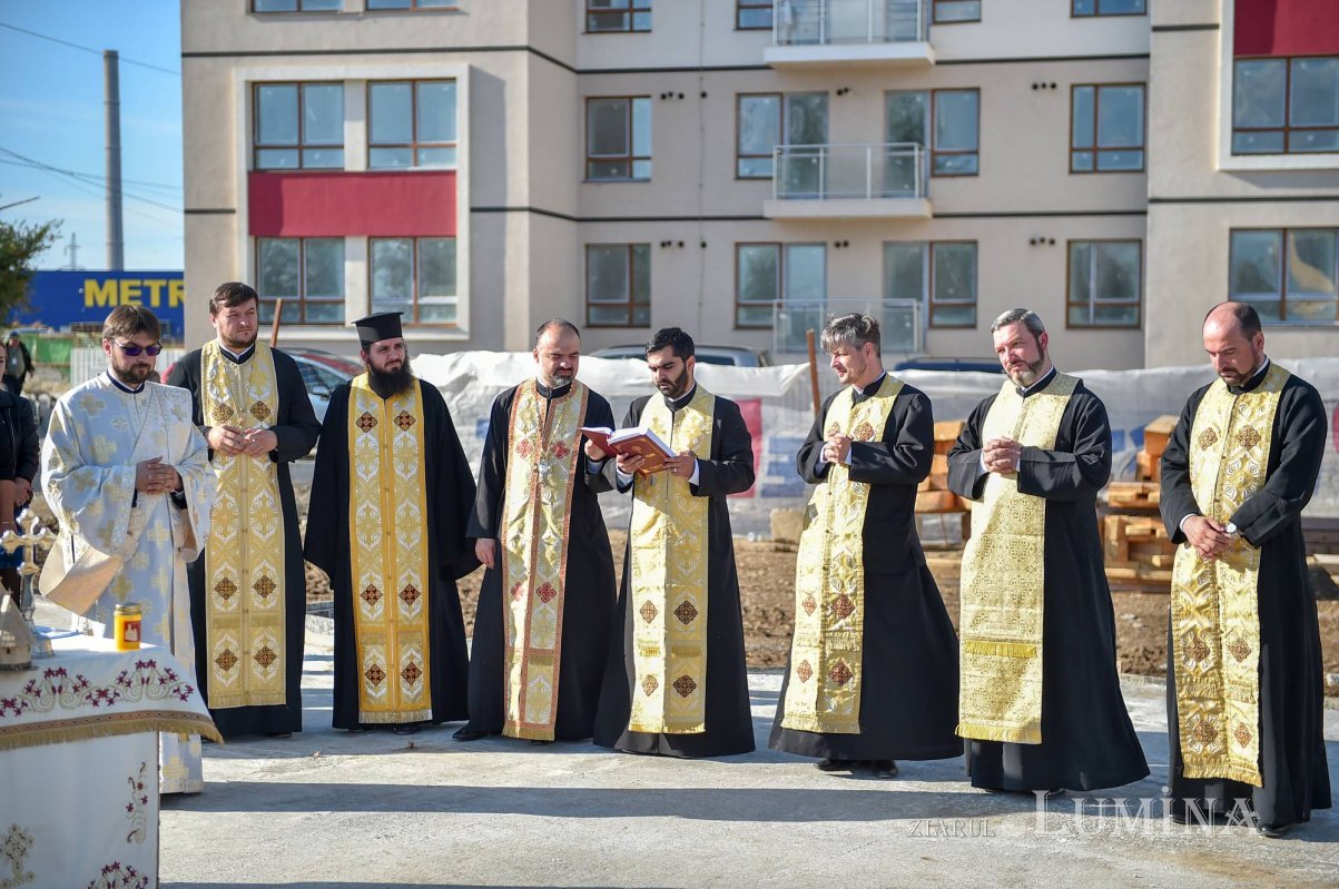 Piatră de temelie pentru o nouă biserică în Capitală 128930