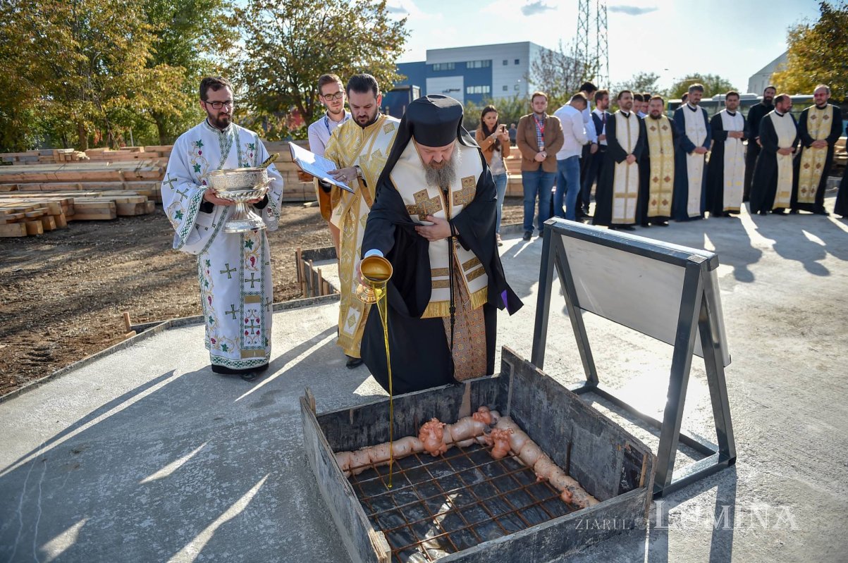 Piatră de temelie pentru o nouă biserică în Capitală 128954