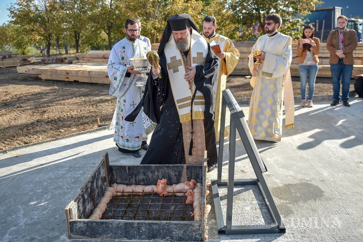 Piatră de temelie pentru o nouă biserică în Capitală 128955