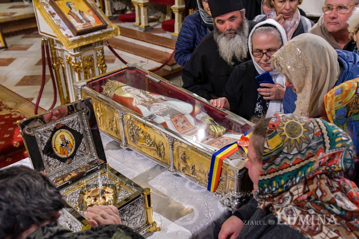 Procesiunea „Calea Sfinților” pe străzile din Capitală 130217