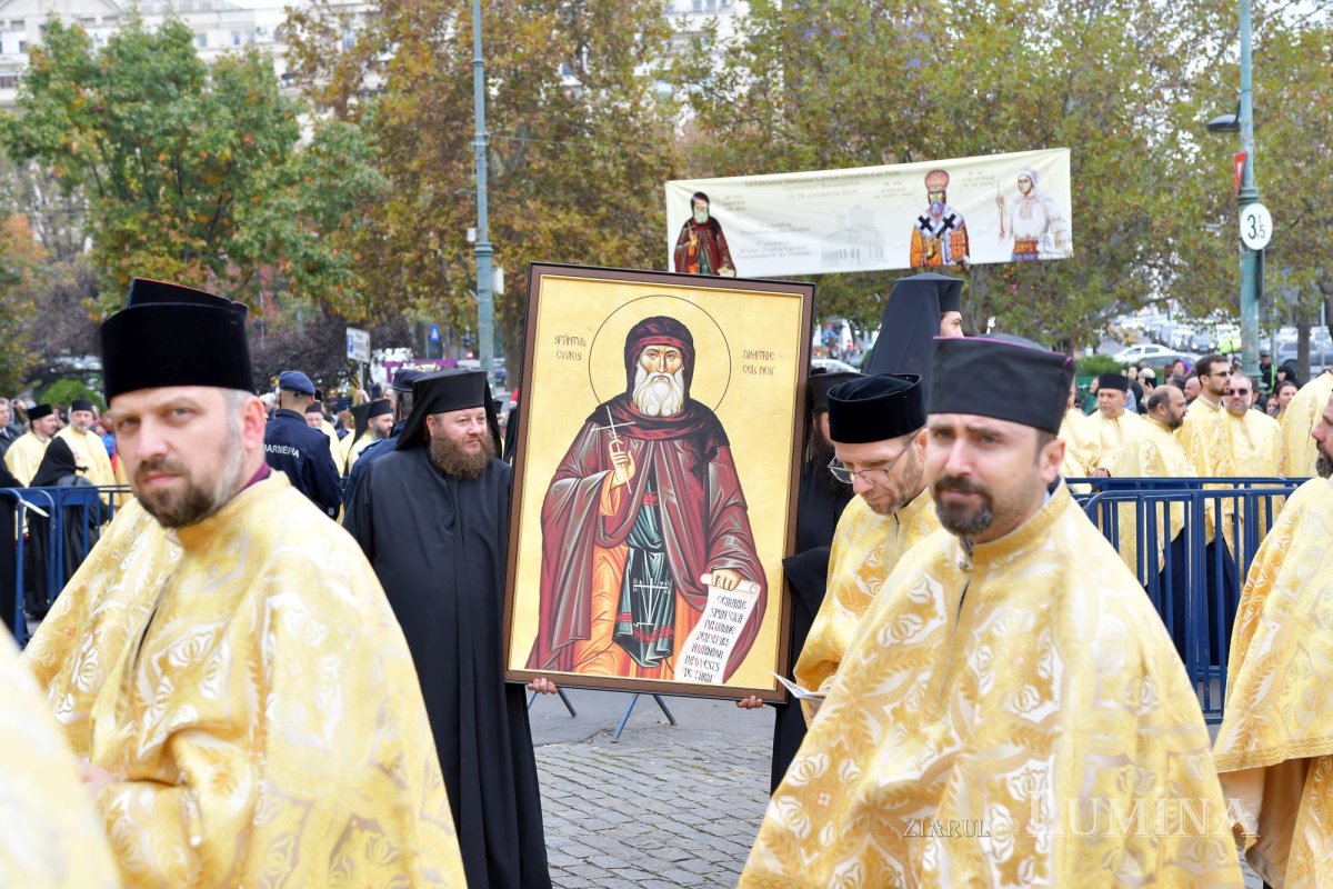 Procesiunea „Calea Sfinților” pe străzile din Capitală 130237