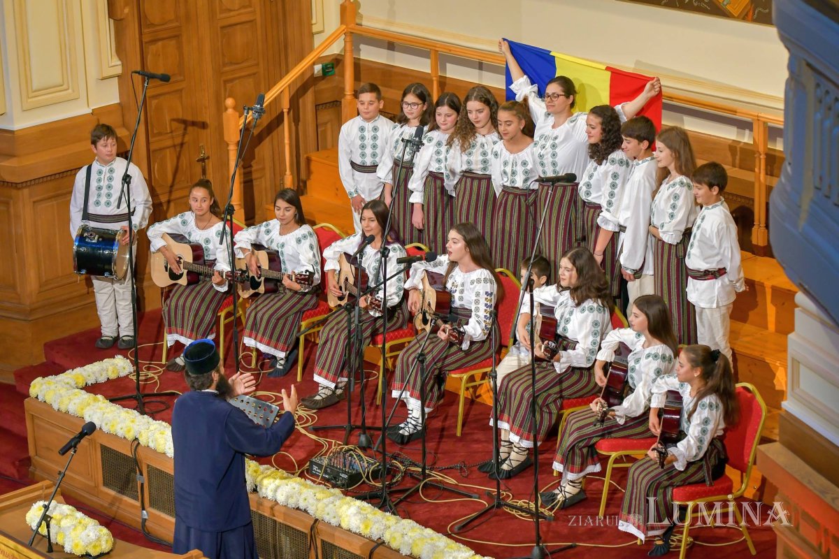 Ediția a 12-a a Festivalului-concurs „Lăudați pe Domnul!” 130690