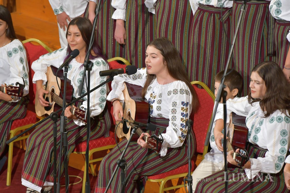 Ediția a 12-a a Festivalului-concurs „Lăudați pe Domnul!” 130691