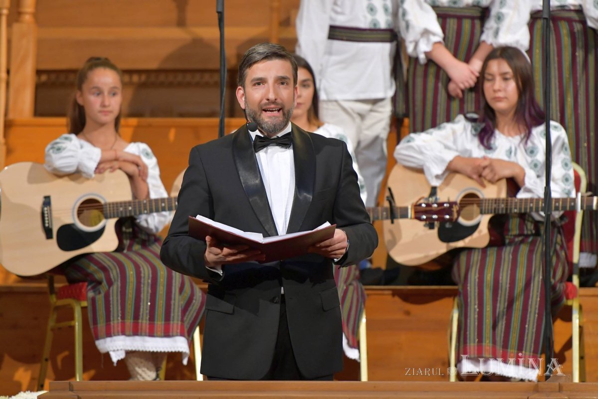 Ediția a 12-a a Festivalului-concurs „Lăudați pe Domnul!” 130696