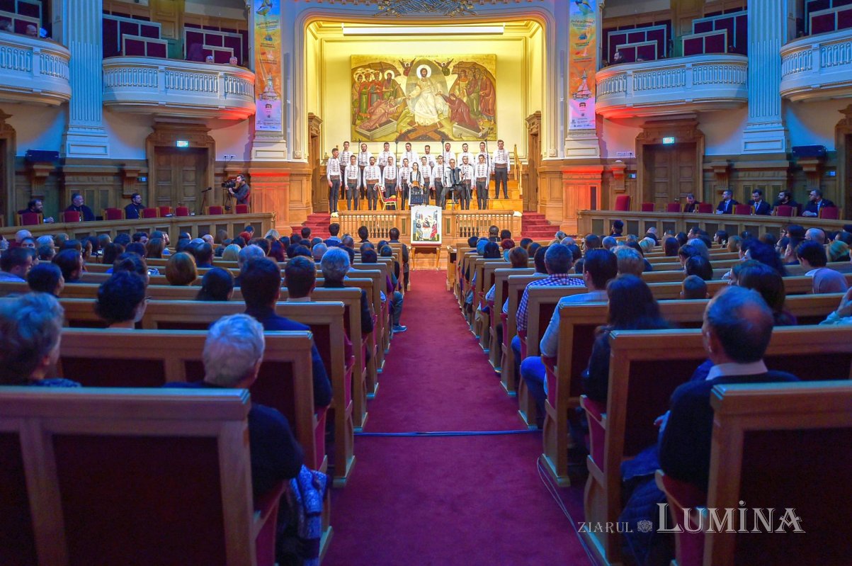 Ediția a 12-a a Festivalului-concurs „Lăudați pe Domnul!” 130697