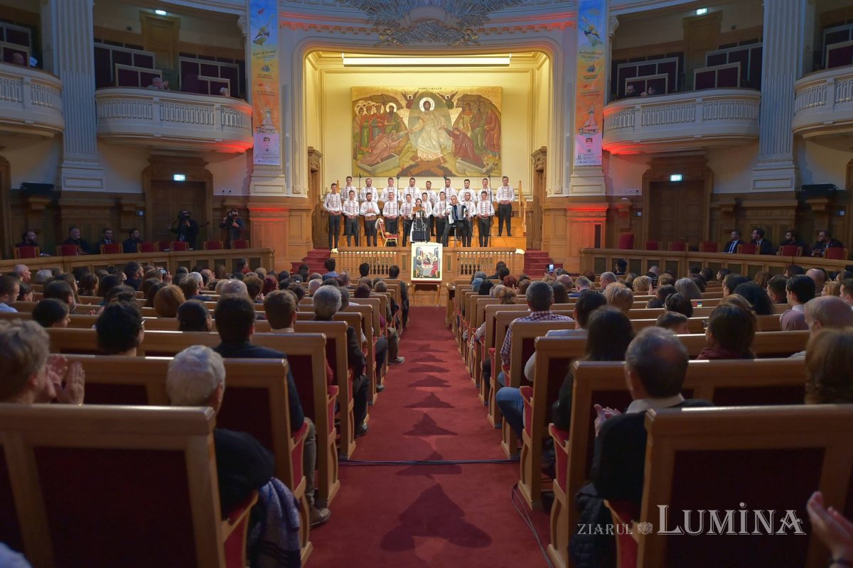 Ediția a 12-a a Festivalului-concurs „Lăudați pe Domnul!” 130701