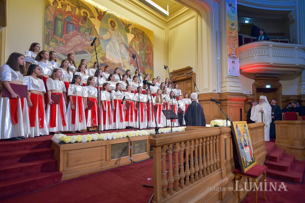 Ediția a 12-a a Festivalului-concurs „Lăudați pe Domnul!” 130705