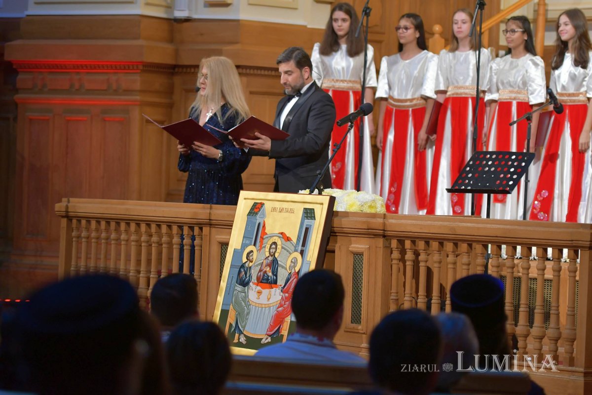 Ediția a 12-a a Festivalului-concurs „Lăudați pe Domnul!” 130709