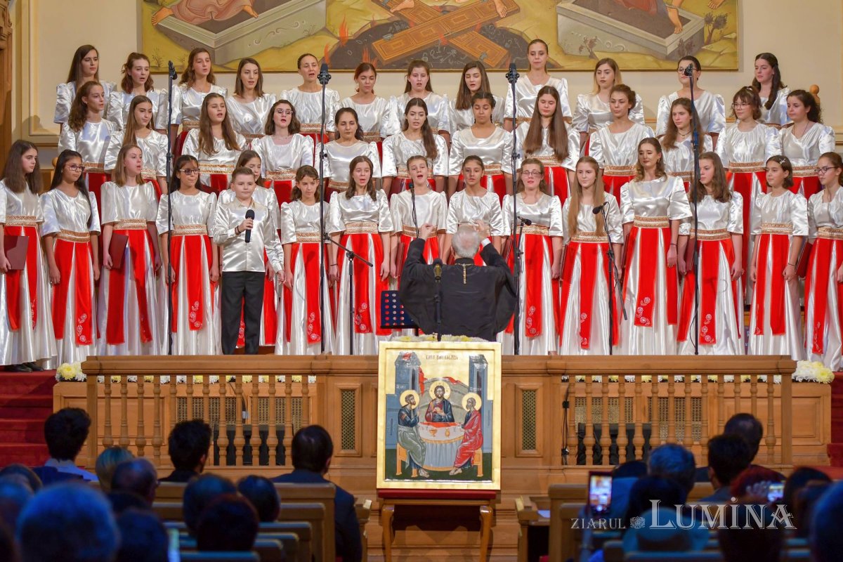 Ediția a 12-a a Festivalului-concurs „Lăudați pe Domnul!” 130716