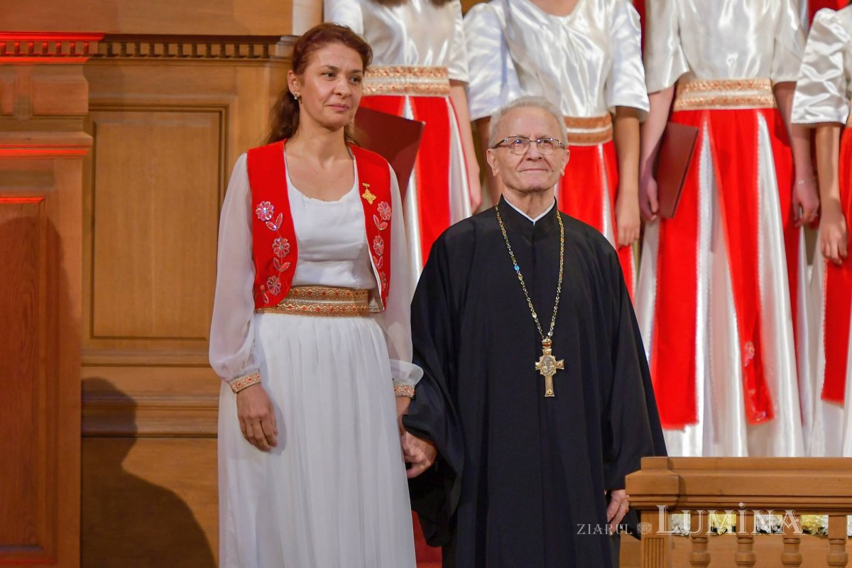 Ediția a 12-a a Festivalului-concurs „Lăudați pe Domnul!” 130718