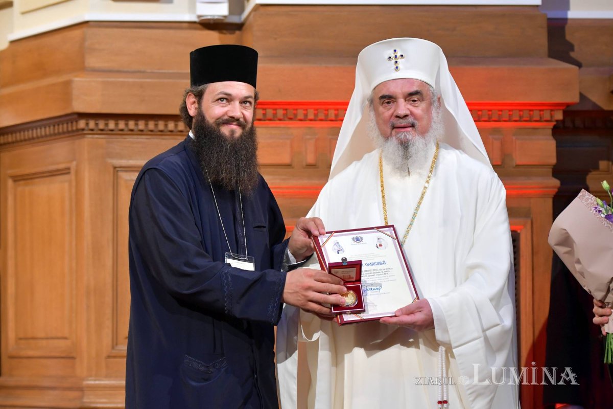 Ediția a 12-a a Festivalului-concurs „Lăudați pe Domnul!” 130722