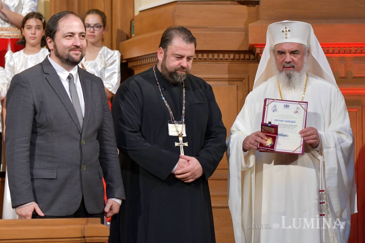 Ediția a 12-a a Festivalului-concurs „Lăudați pe Domnul!” 130726