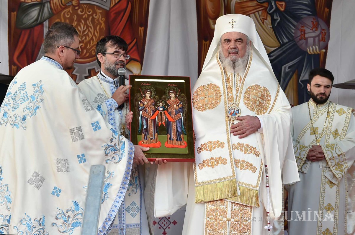 Biserica Parohiei Huedin din Capitală a fost sfințită 131253