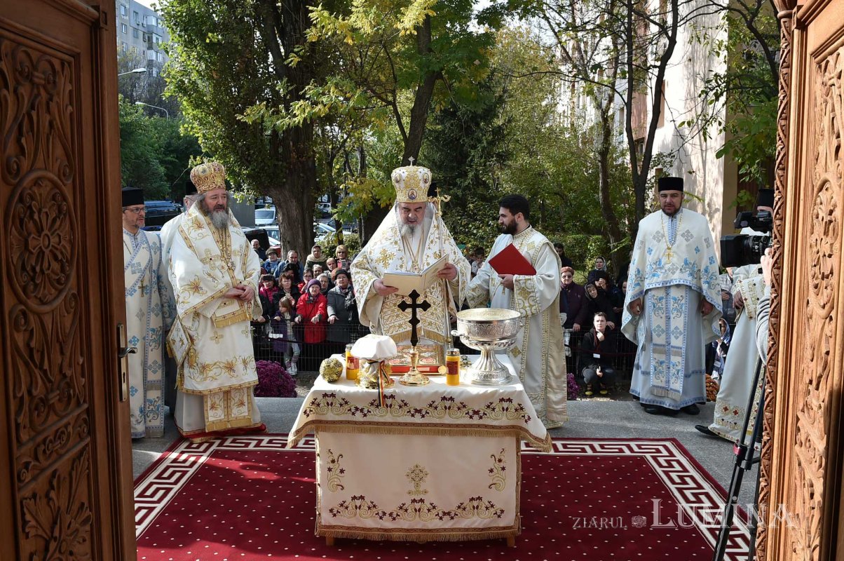 Biserica Parohiei Huedin din Capitală a fost sfințită 131256