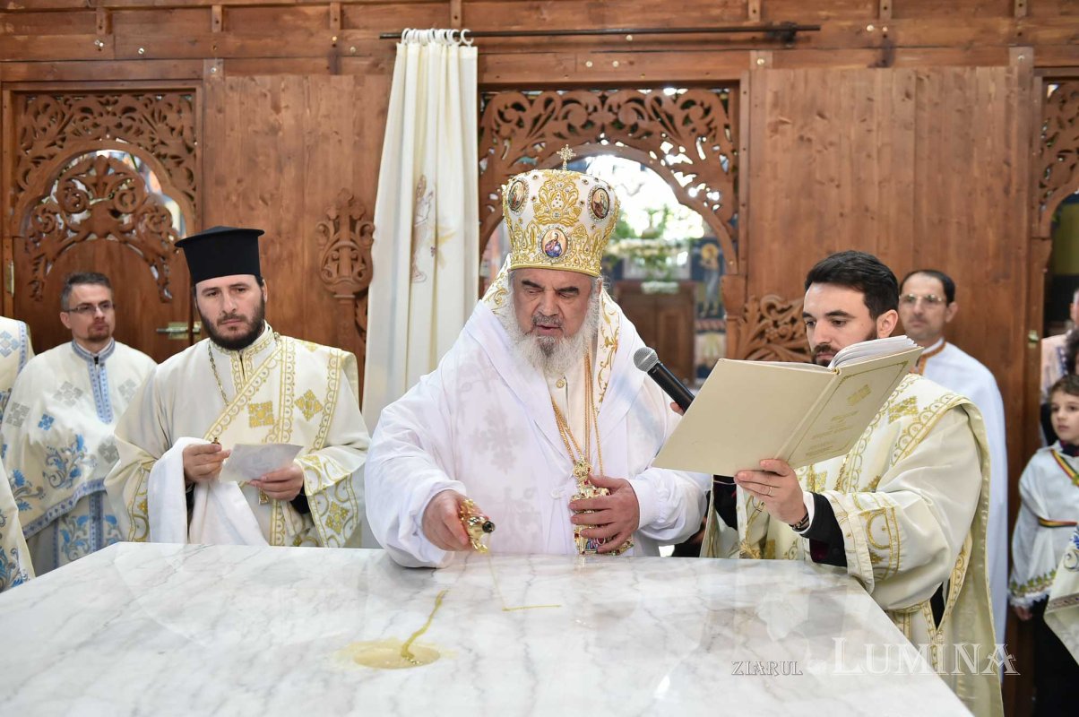 Biserica Parohiei Huedin din Capitală a fost sfințită 131265