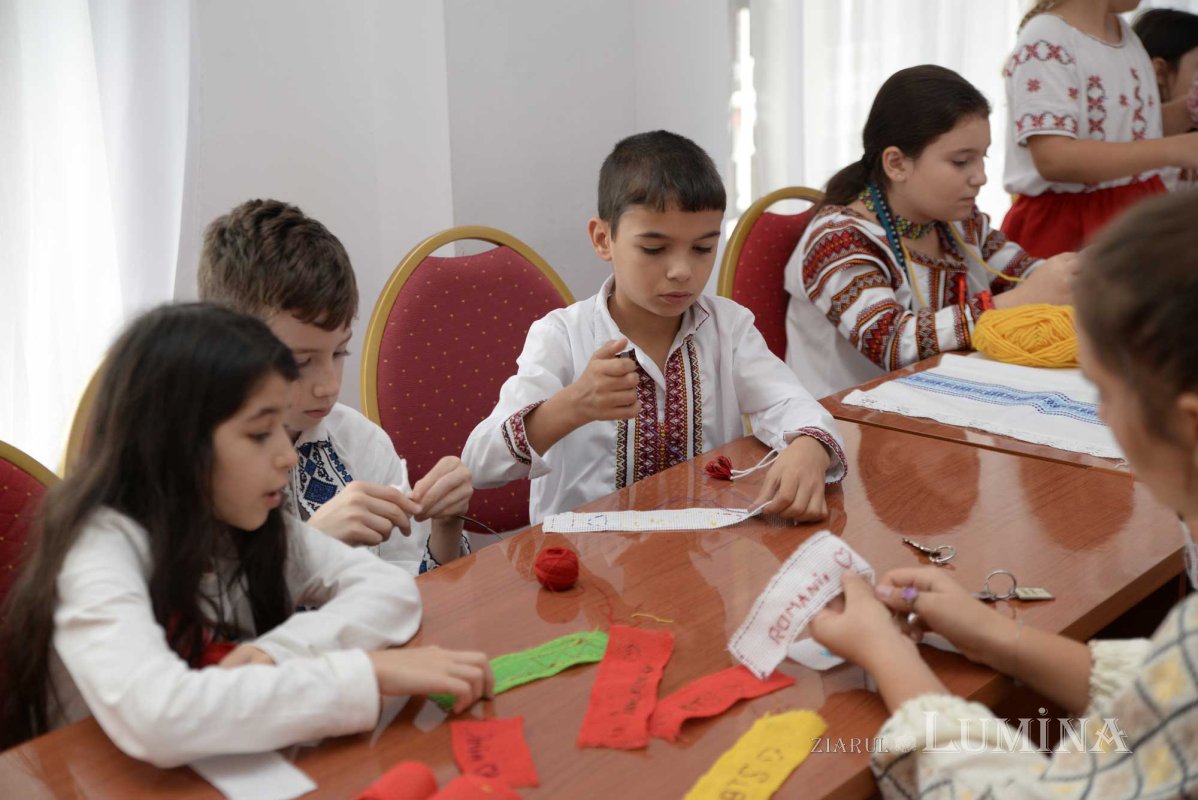 Tabără culturală pentru copii la Mănăstirea Caraiman 131572