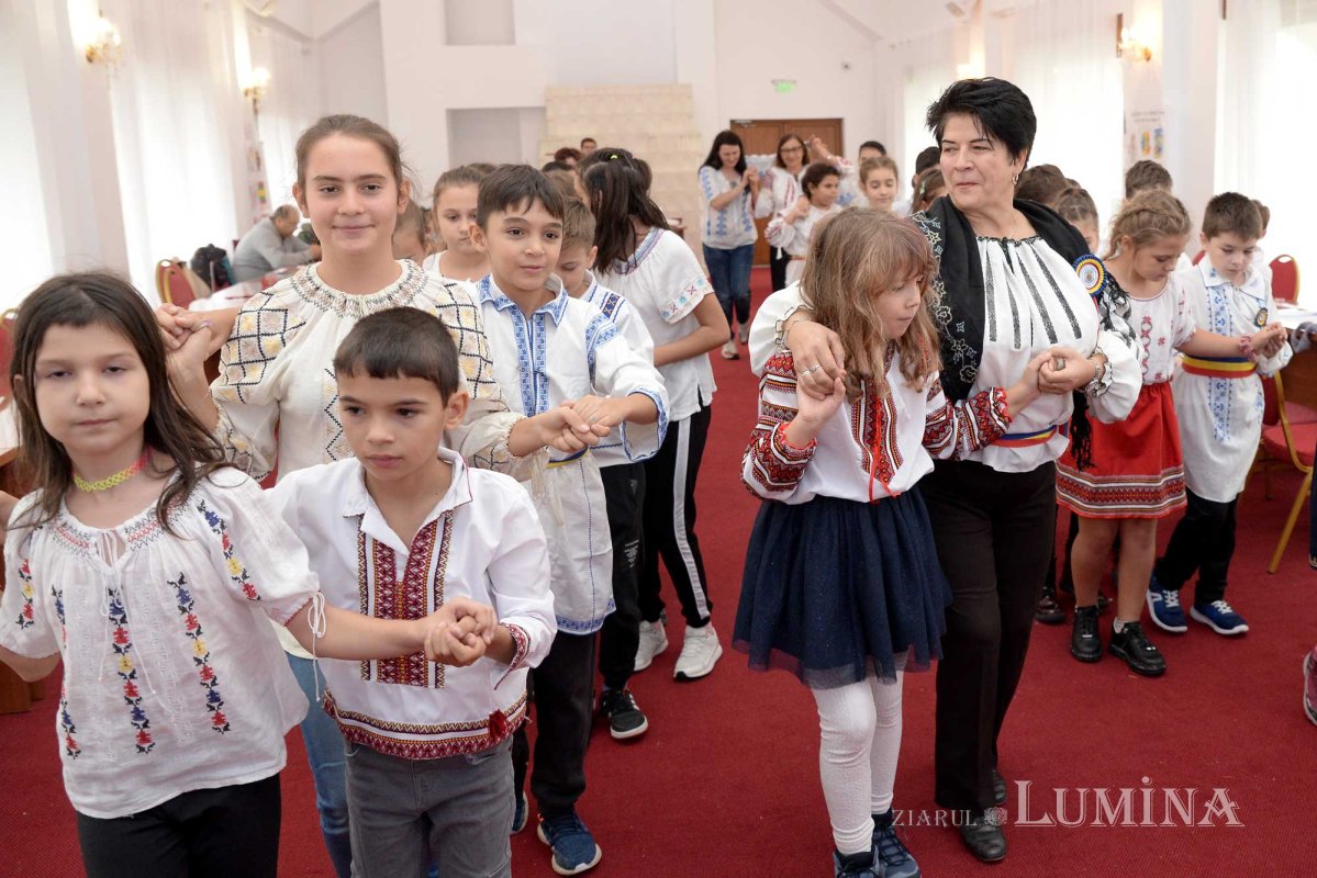 Tabără culturală pentru copii la Mănăstirea Caraiman 131581