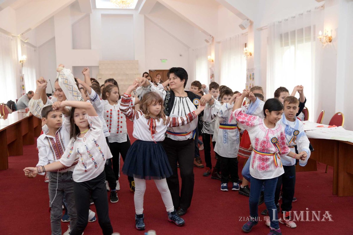 Tabără culturală pentru copii la Mănăstirea Caraiman 131582